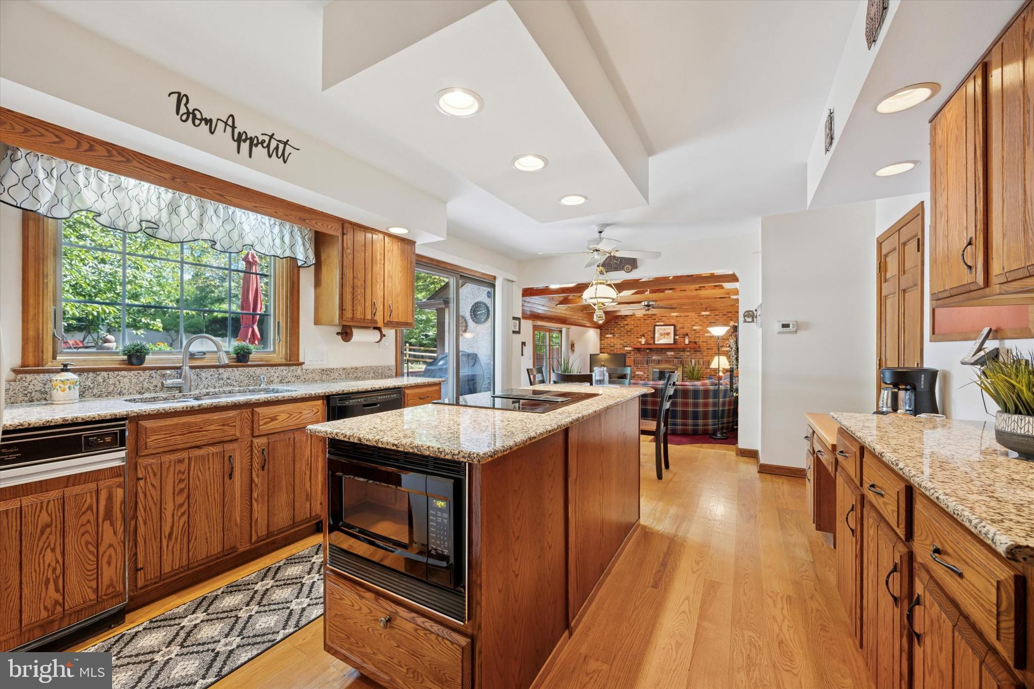 773 Beatty View Road Springfield, PA 19064 - Photo 18 of 66 Microwave, Dishwasher & compactor