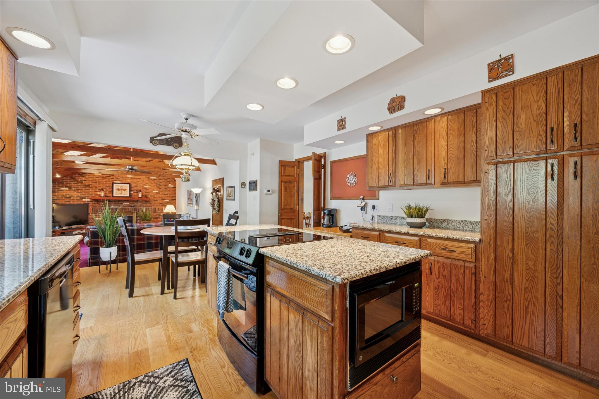 773 Beatty View Road Springfield, PA 19064 - Photo 19 of 66 Abundance of solid wood cabinetry