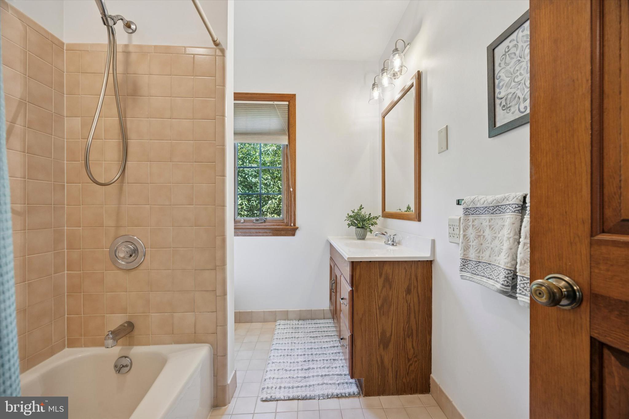 773 Beatty View Road Springfield, PA 19064 - Photo 42 of 66 Tiled hall bathroom