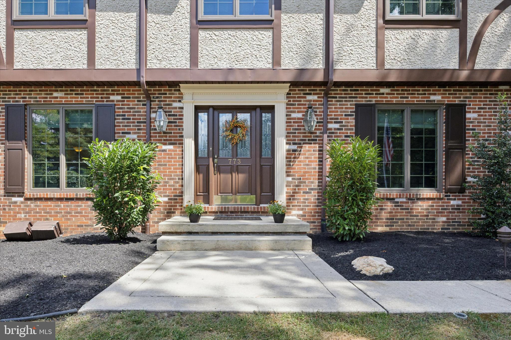 773 Beatty View Road Springfield, PA 19064 - Photo 5 of 66 Brick & Stucco exterior