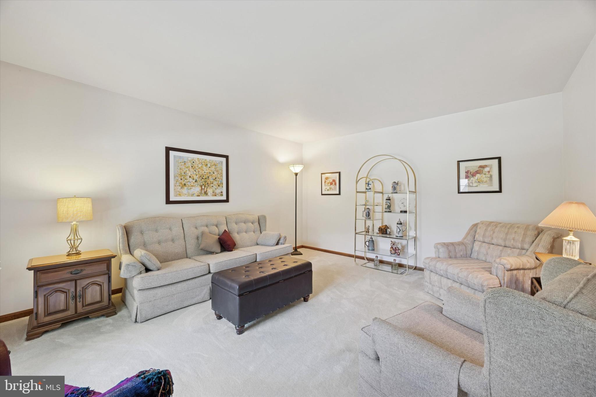 773 Beatty View Road Springfield, PA 19064 - Photo 8 of 66 Formal Living room