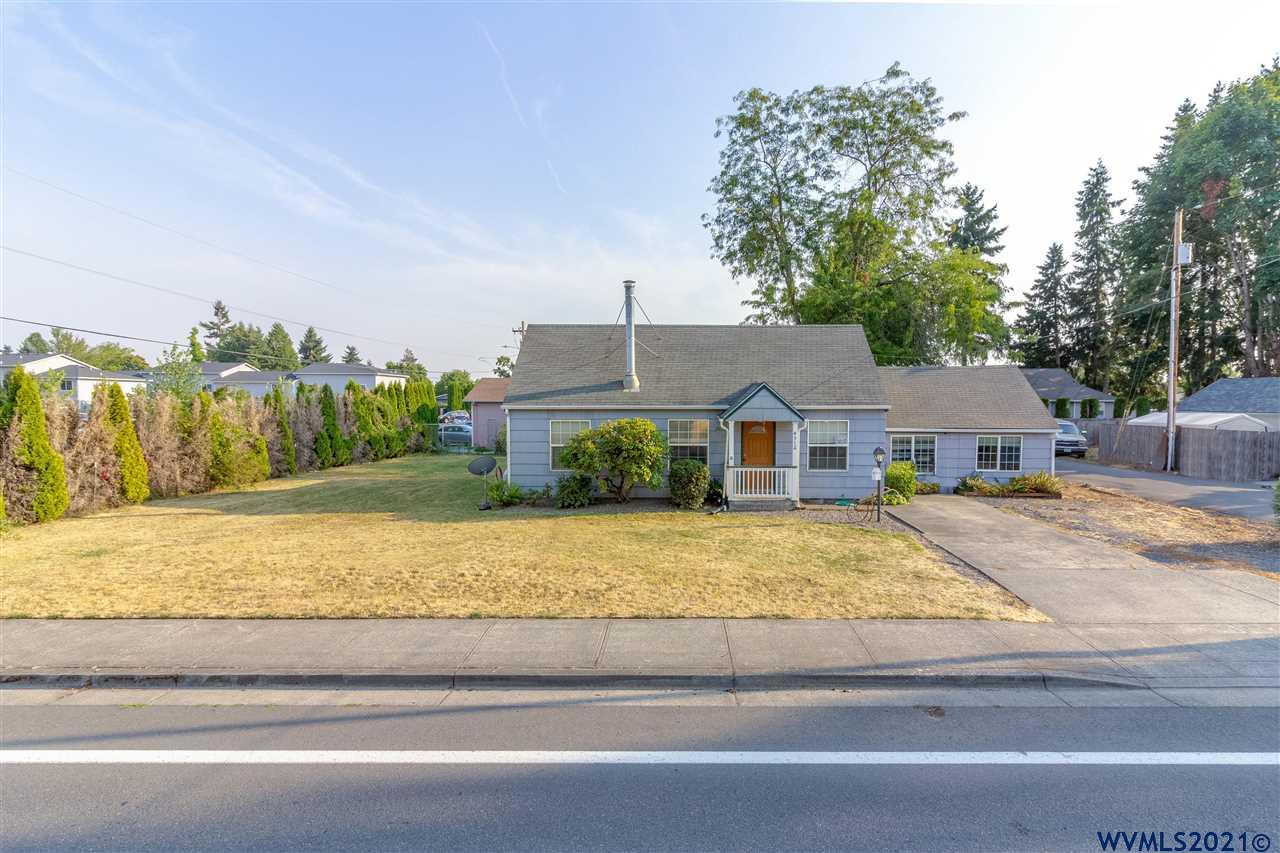 4912 Swegle Road Northeast Salem, OR 97301 - Photo 1 of 23