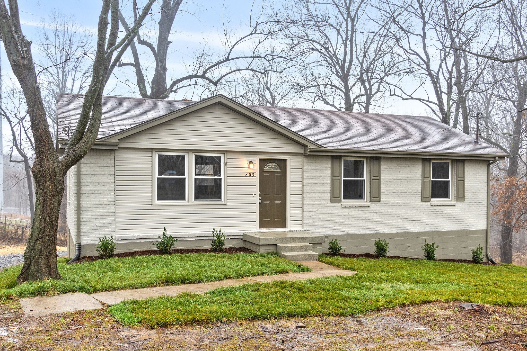 803 Pollard Road Clarksville, TN 37042 - Photo 1 of 31 Gallery Image 1