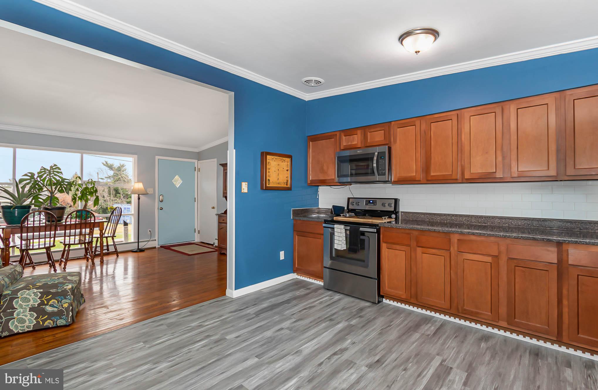 3040 East Prospect Road York, PA 17402 - Photo 6 of 29 Gallery Image 6