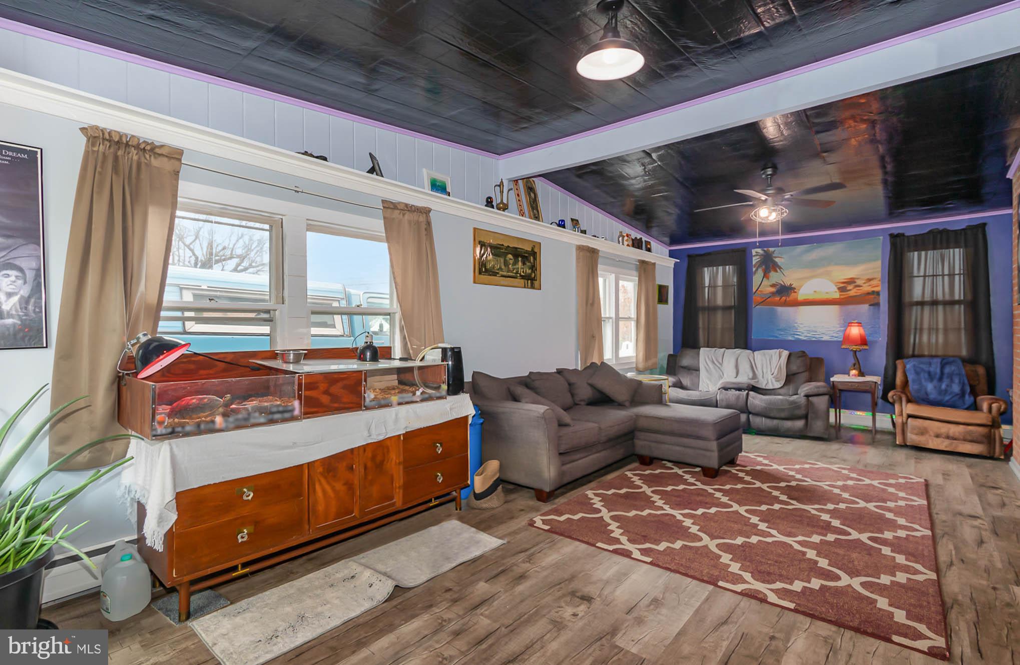3040 East Prospect Road York, PA 17402 - Photo 8 of 29 Gallery Image 8