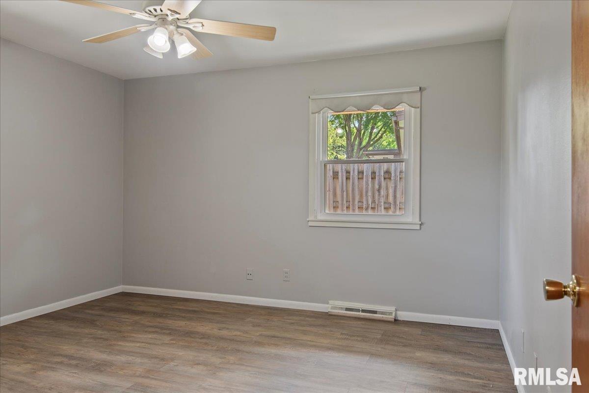 31 Top Hill Lane Springfield, IL 62704 - Photo 23 of 46