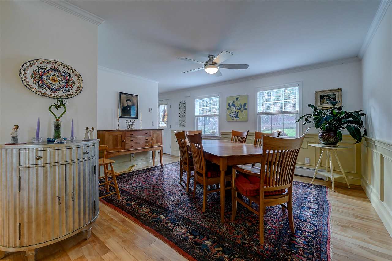 163 Wallace Road Goffstown, NH 03045 - Photo 3 of 40