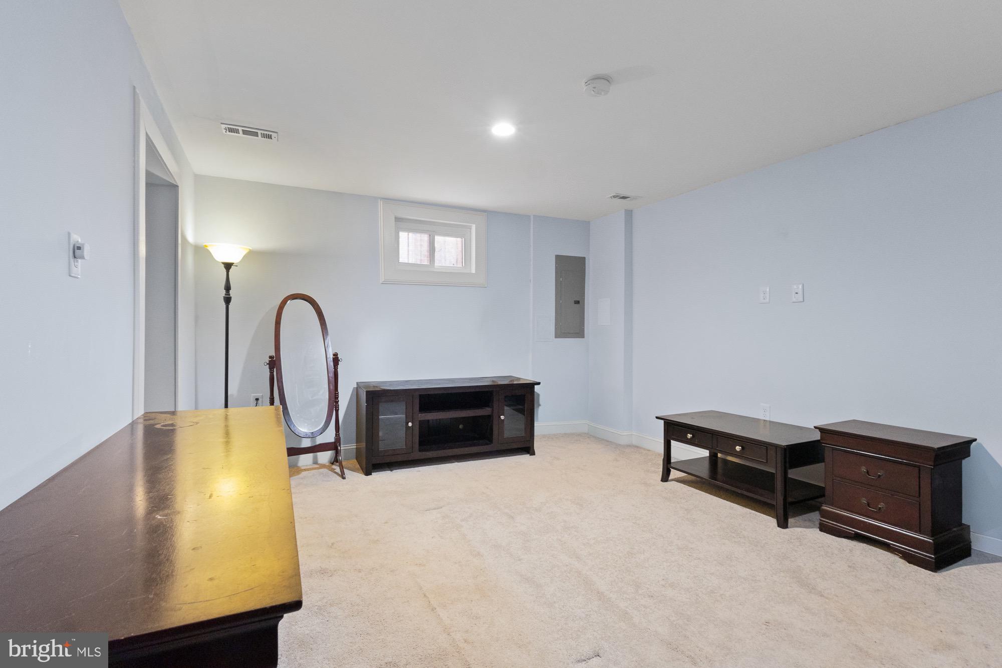 2421 18th Place Southeast Washington, DC 20020 - Photo 12 of 16