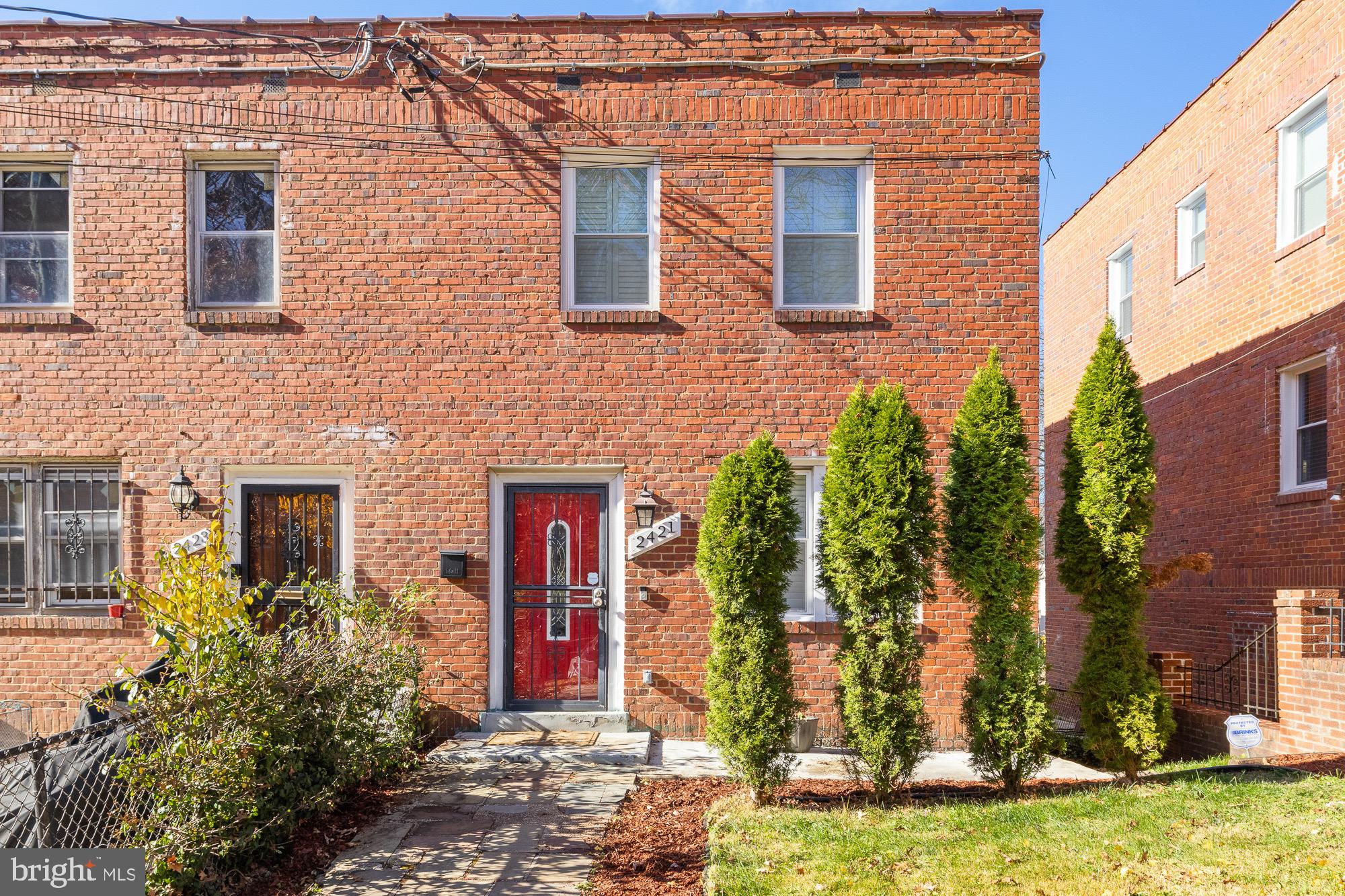 2421 18th Place Southeast Washington, DC 20020 - Photo 2 of 16