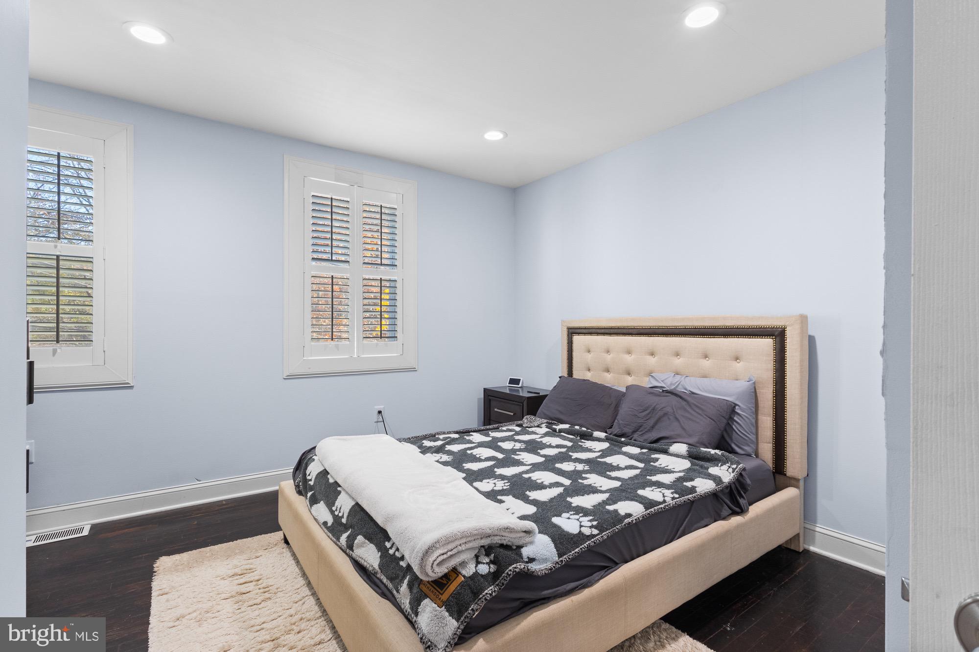 2421 18th Place Southeast Washington, DC 20020 - Photo 7 of 16