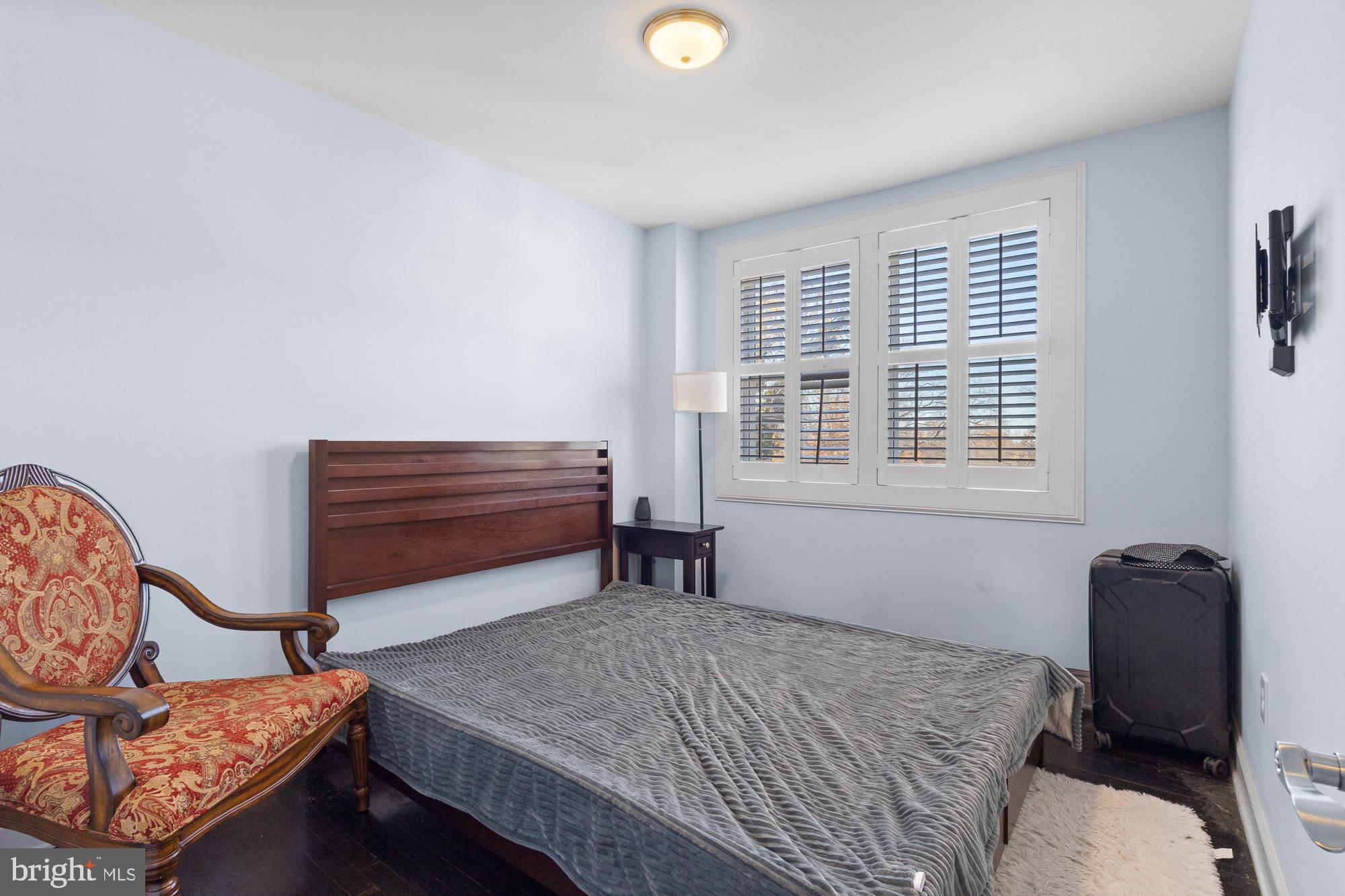 2421 18th Place Southeast Washington, DC 20020 - Photo 9 of 16