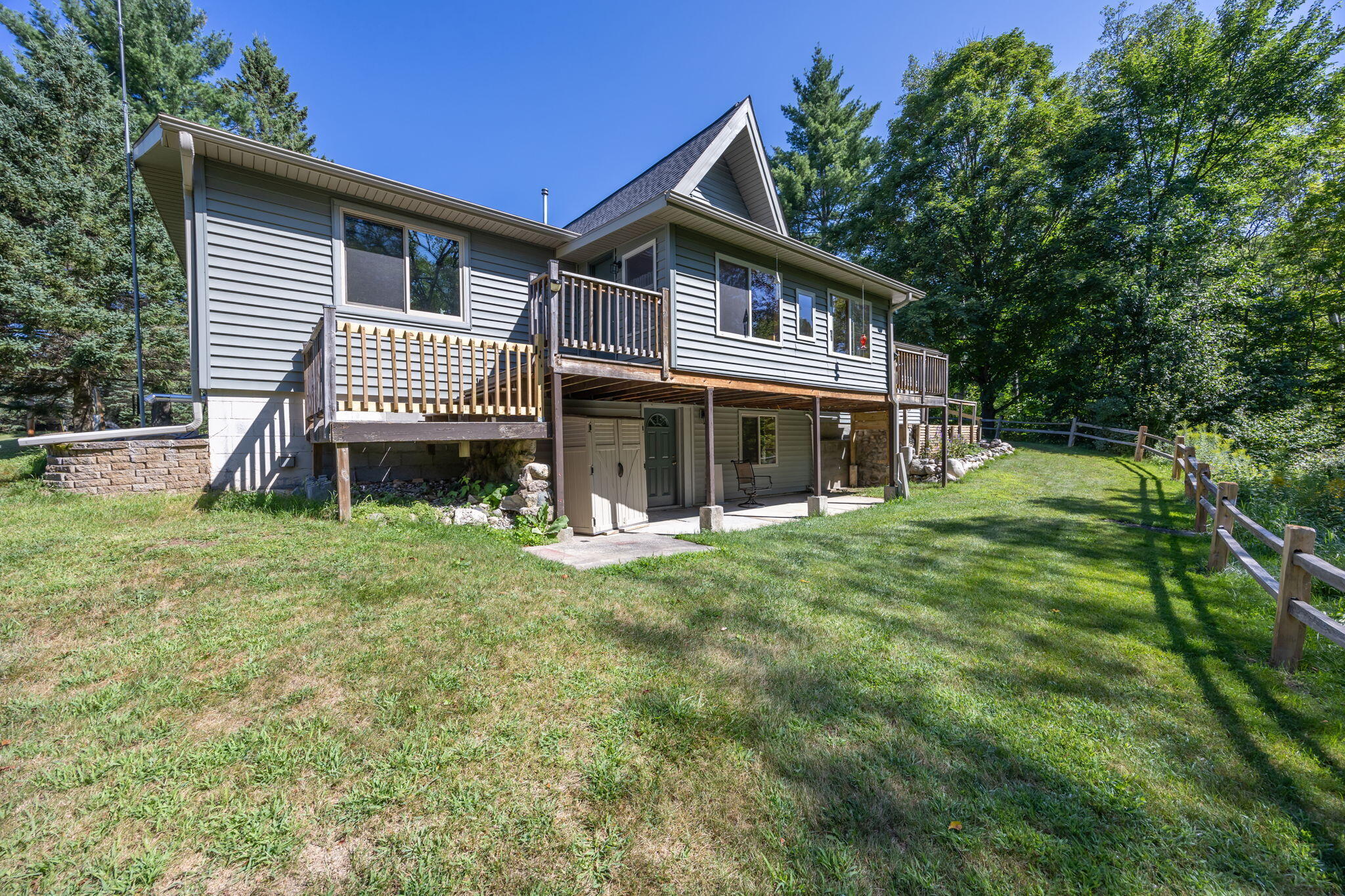 6401 West 50 1/2 Road Cadillac, MI 49601 - Photo 3 of 45 7
