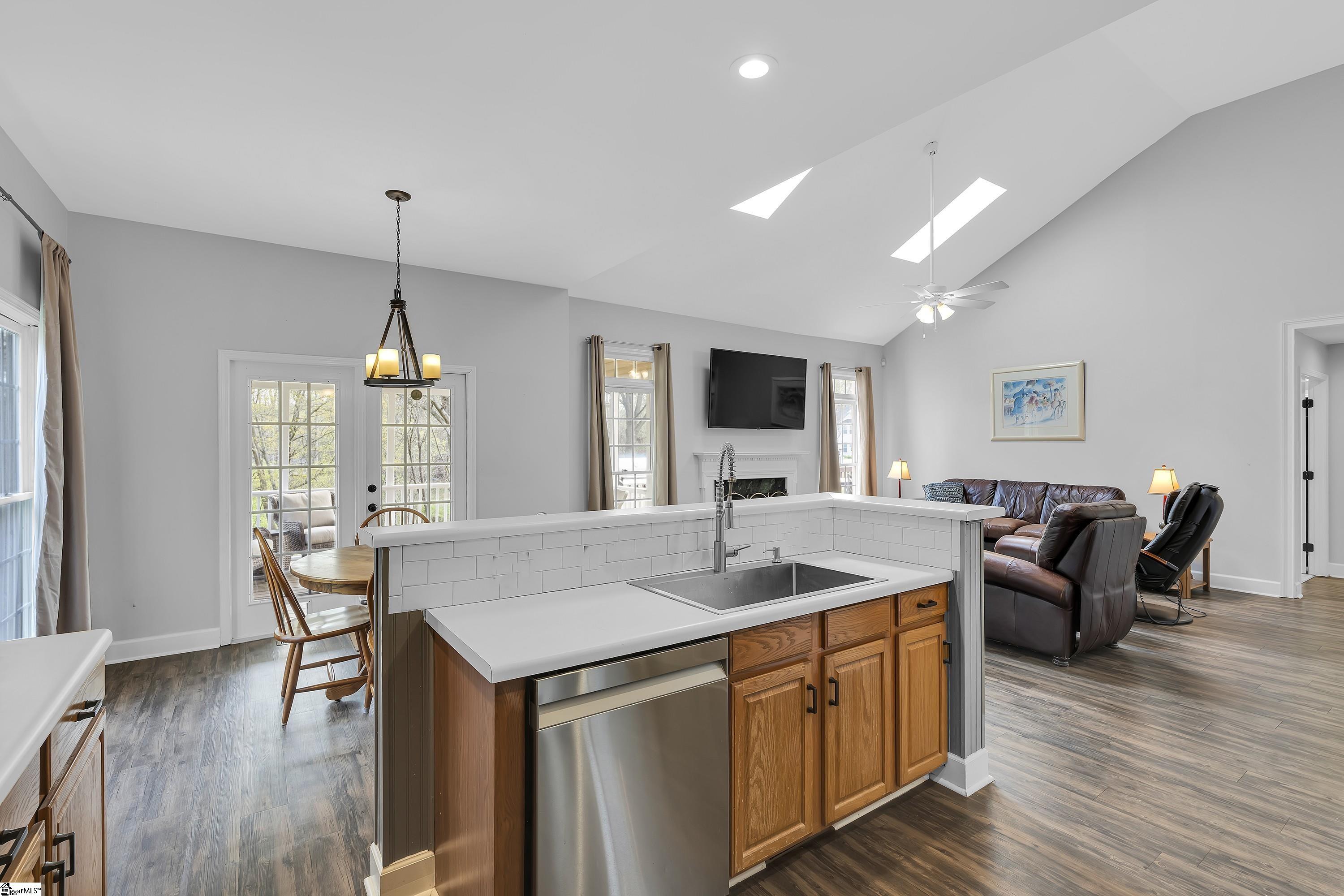 16 Jade Tree Court Greer, SC 29650 - Photo 11 of 33