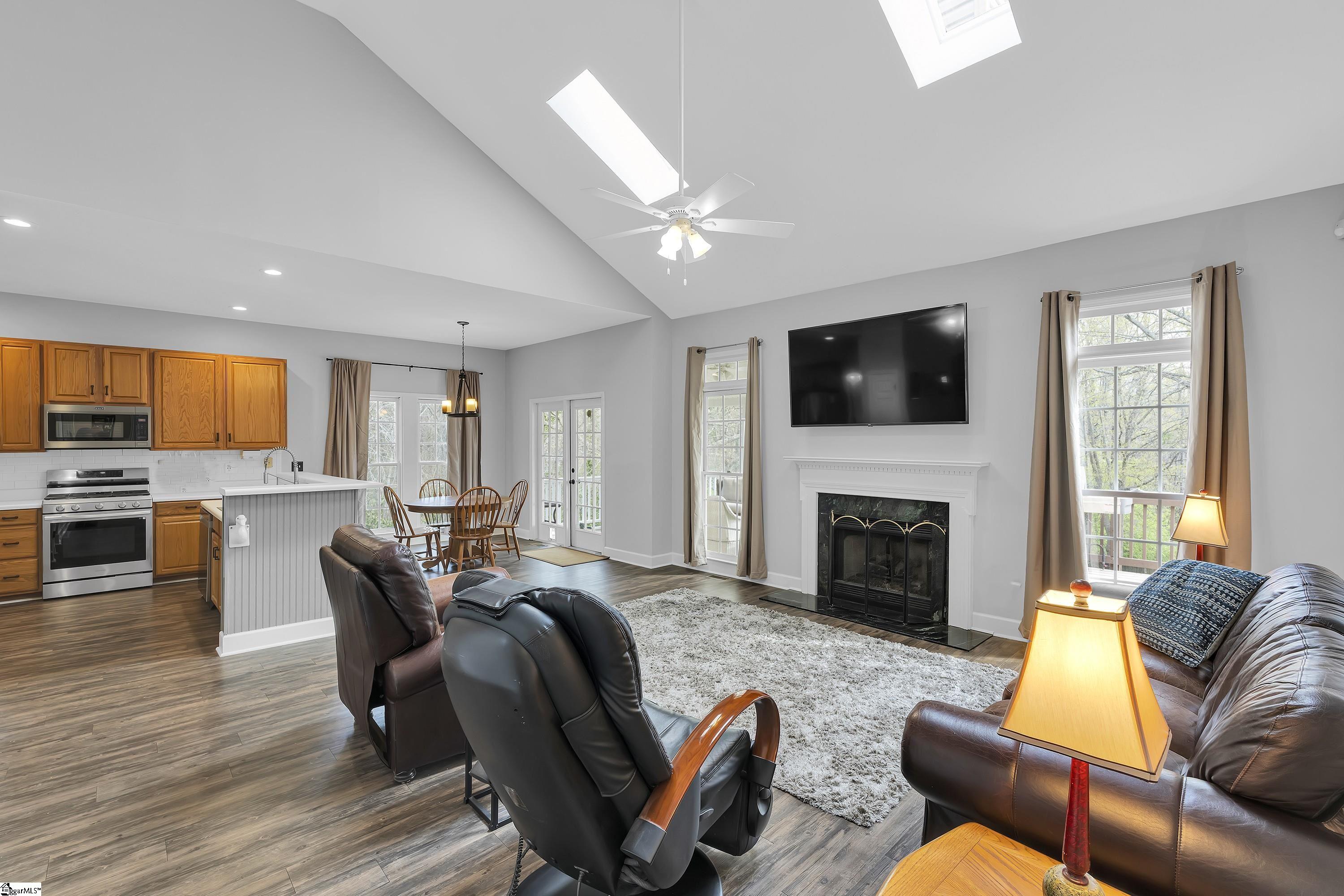 16 Jade Tree Court Greer, SC 29650 - Photo 7 of 33