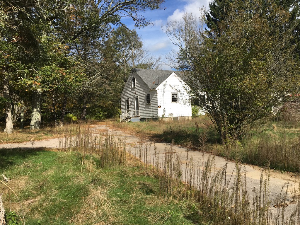 377 Old Colony Road Norton, MA 02766 - Photo 1 of 2 Gallery Image 1