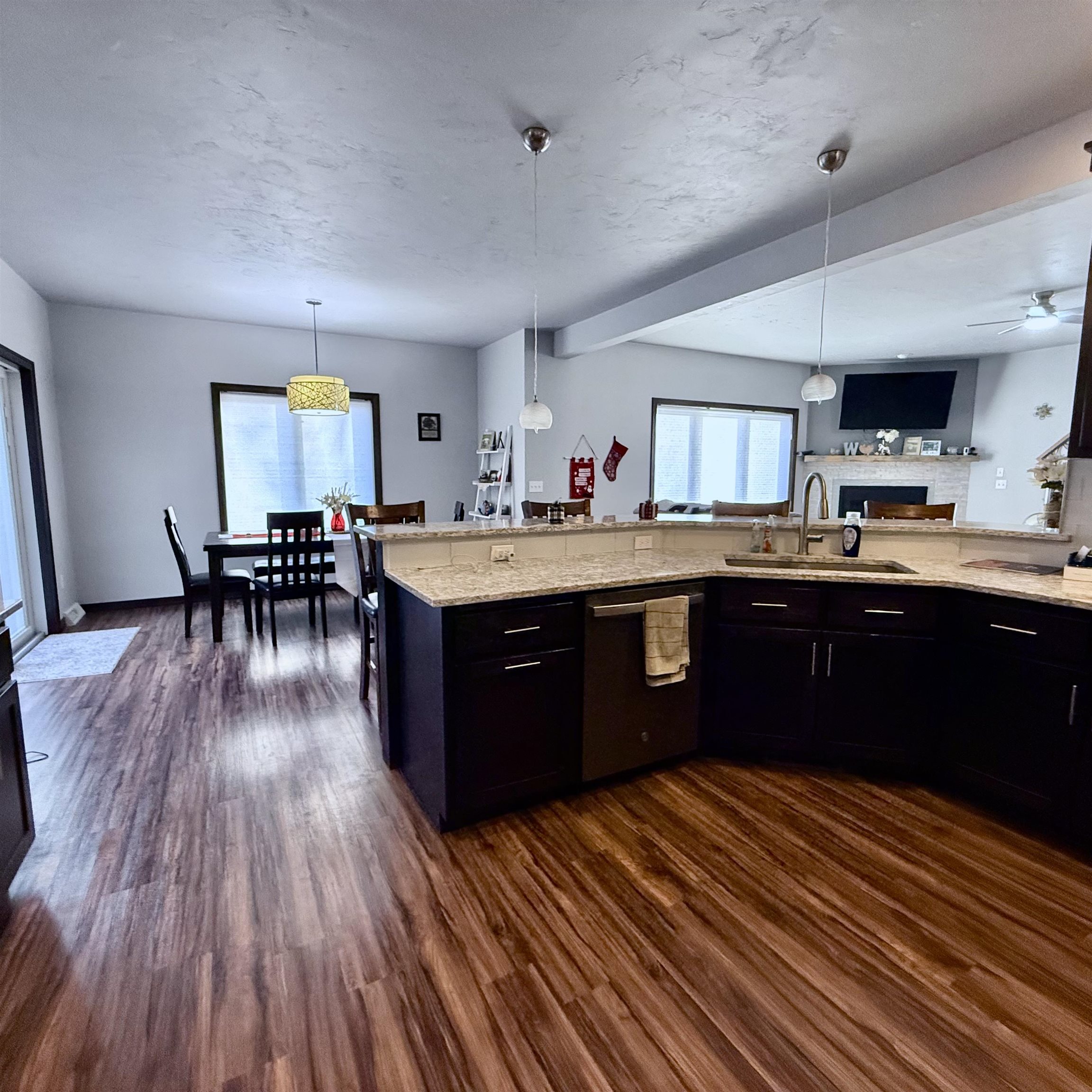 1410 South Prospect Street Shawano, WI 54166 - Photo 8 of 37