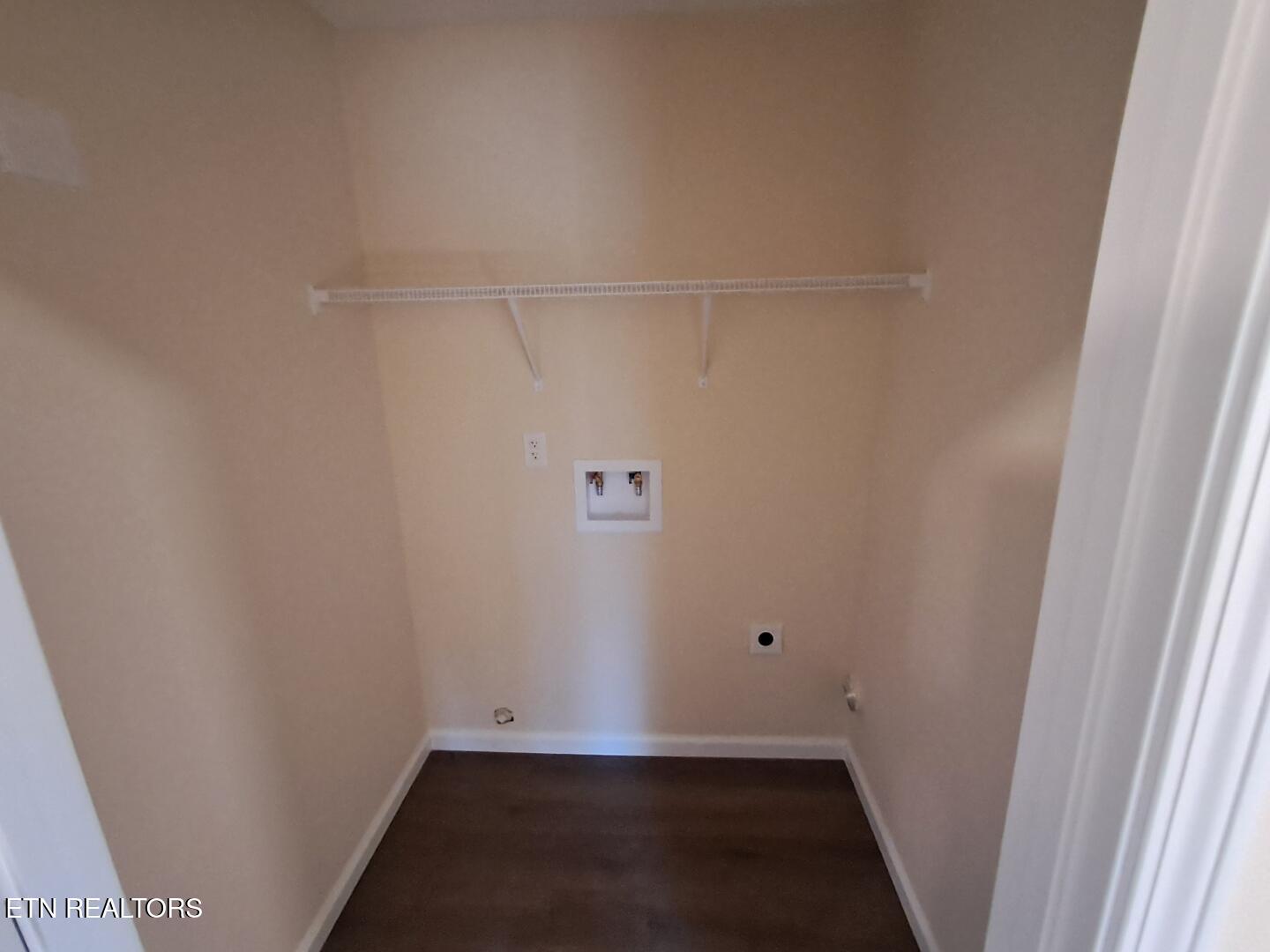 903 Yellowstone Road Knoxville, TN 37914 - Photo 12 of 16 Resized_20241207_123857_1733771812064