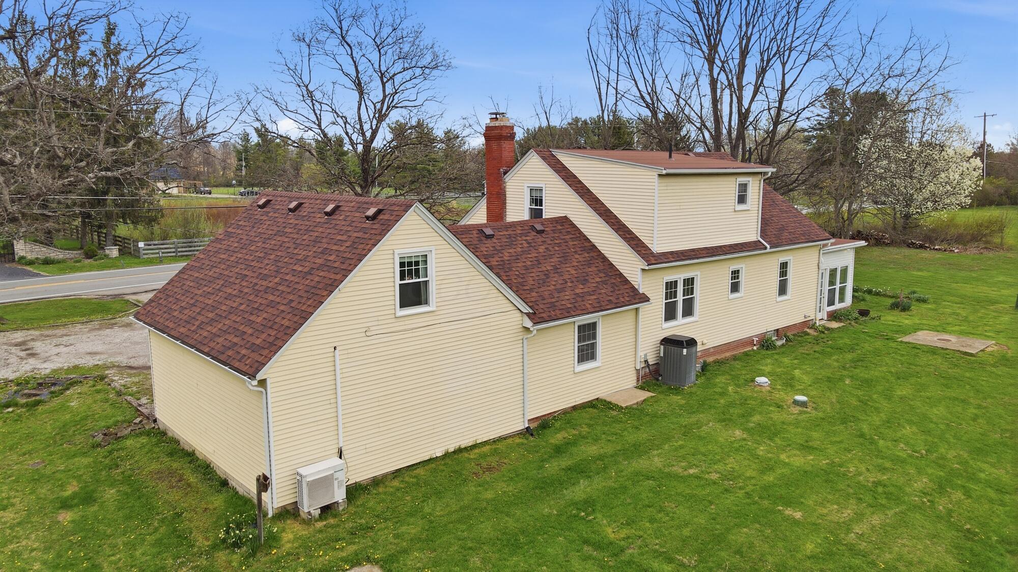 5011 Smothers Road Westerville, OH 43081 - Photo 4 of 81 Back of home