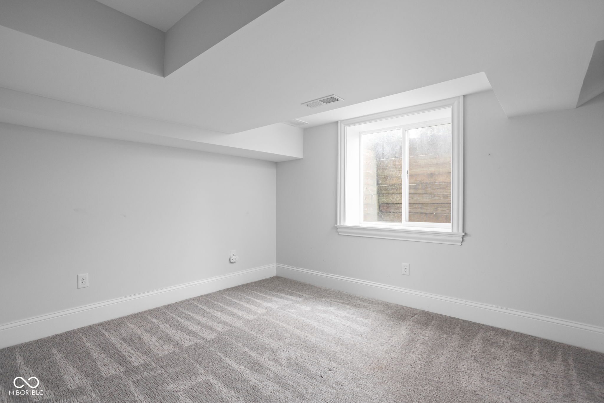 105 Berkley Road Indianapolis, IN 46208 - Photo 31 of 42 Gallery Image 31