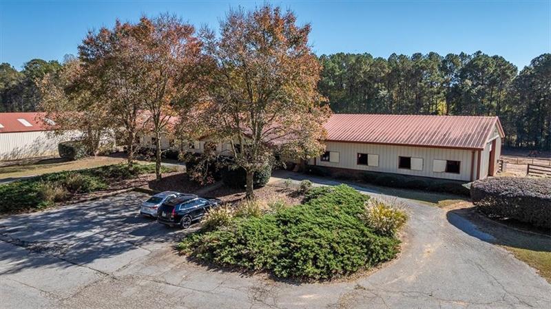 3055 A Spring Hill Drive Monroe, GA 30656 - Photo 10 of 65 a view of house with a garden