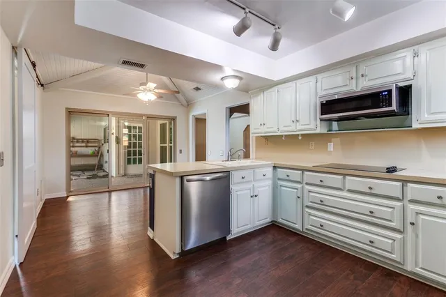 $395,995 | 1505 Meadow Glen Street, Richardson, TX 75081