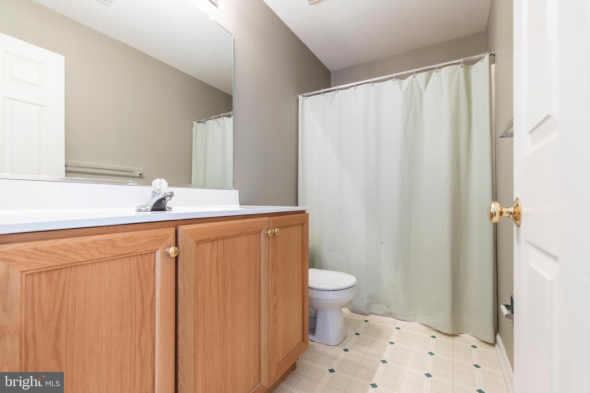 157 Milbury Road Coatesville, PA 19320 - Photo 25 of 32 Bathroom