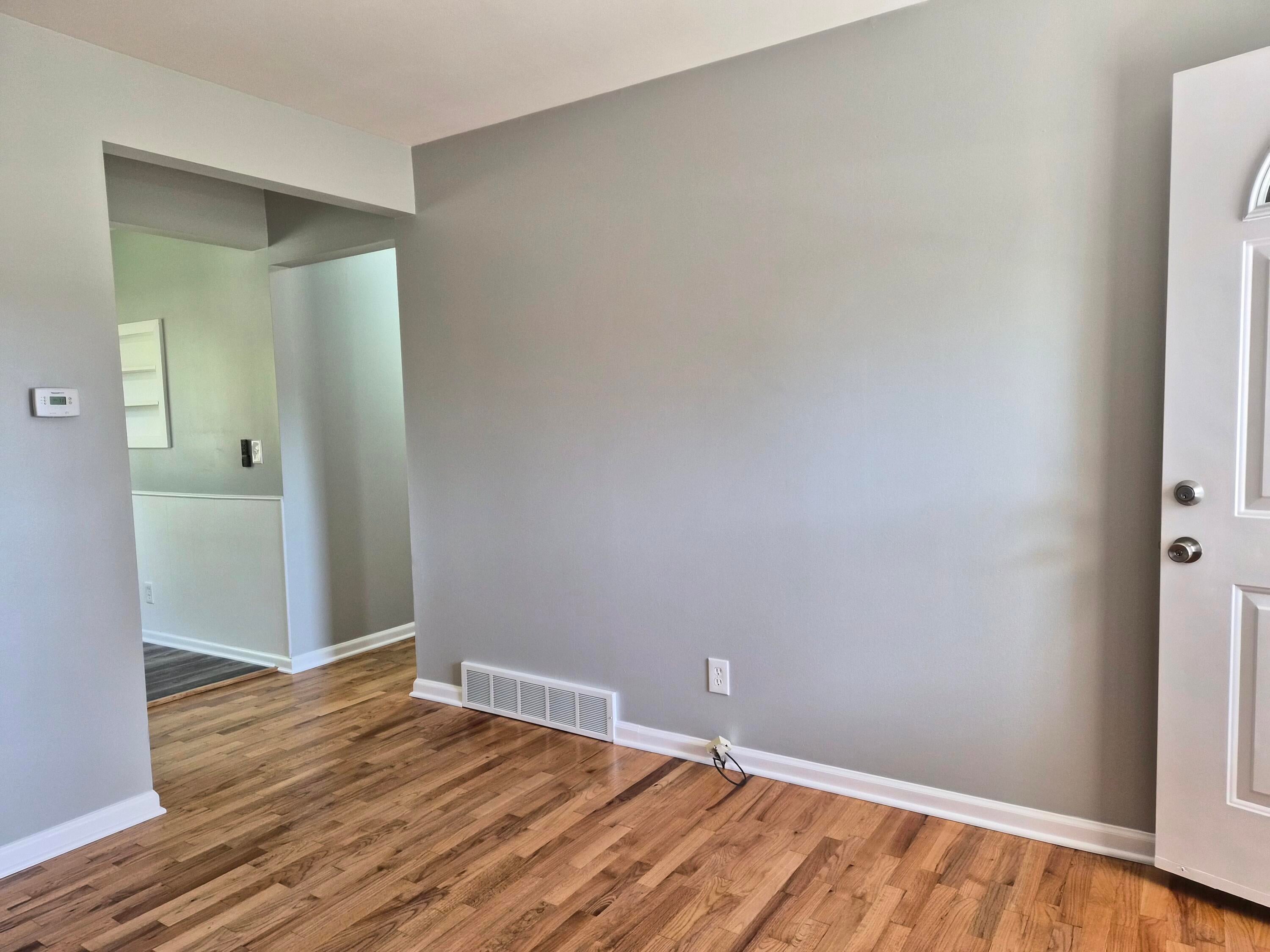 2299 Lavelle Road Flint, MI 48504 - Photo 17 of 77 32312