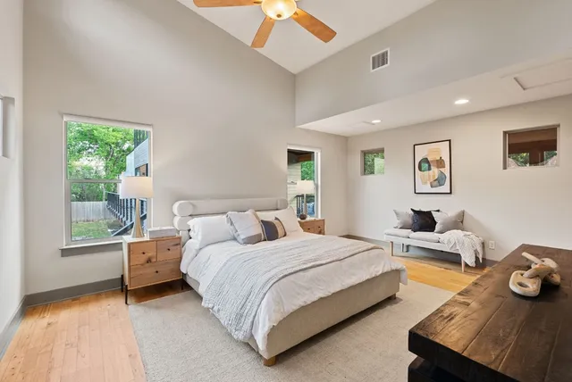 $1,600,000 | 5607 Jim Hogg Avenue, Austin, TX 78756