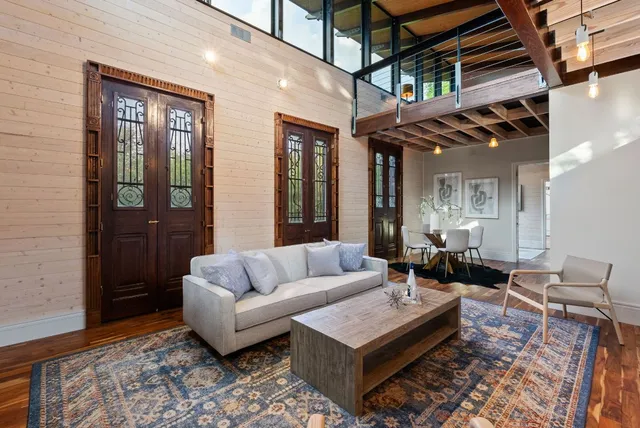 $1,600,000 | 5607 Jim Hogg Avenue, Austin, TX 78756