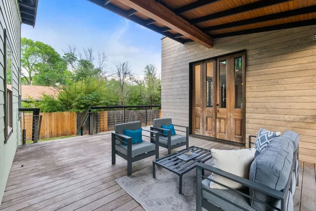 $1,600,000 | 5607 Jim Hogg Avenue, Austin, TX 78756
