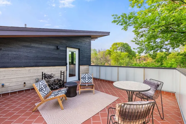 $1,600,000 | 5607 Jim Hogg Avenue, Austin, TX 78756