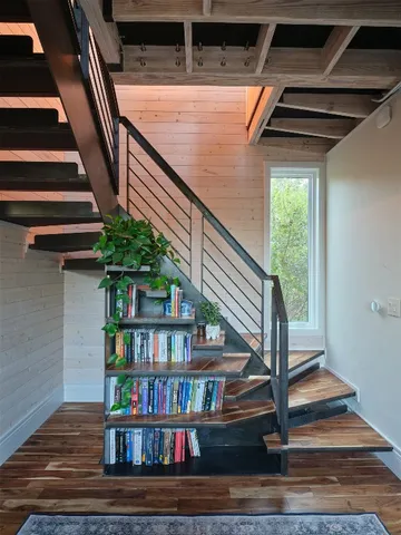 $1,600,000 | 5607 Jim Hogg Avenue, Austin, TX 78756