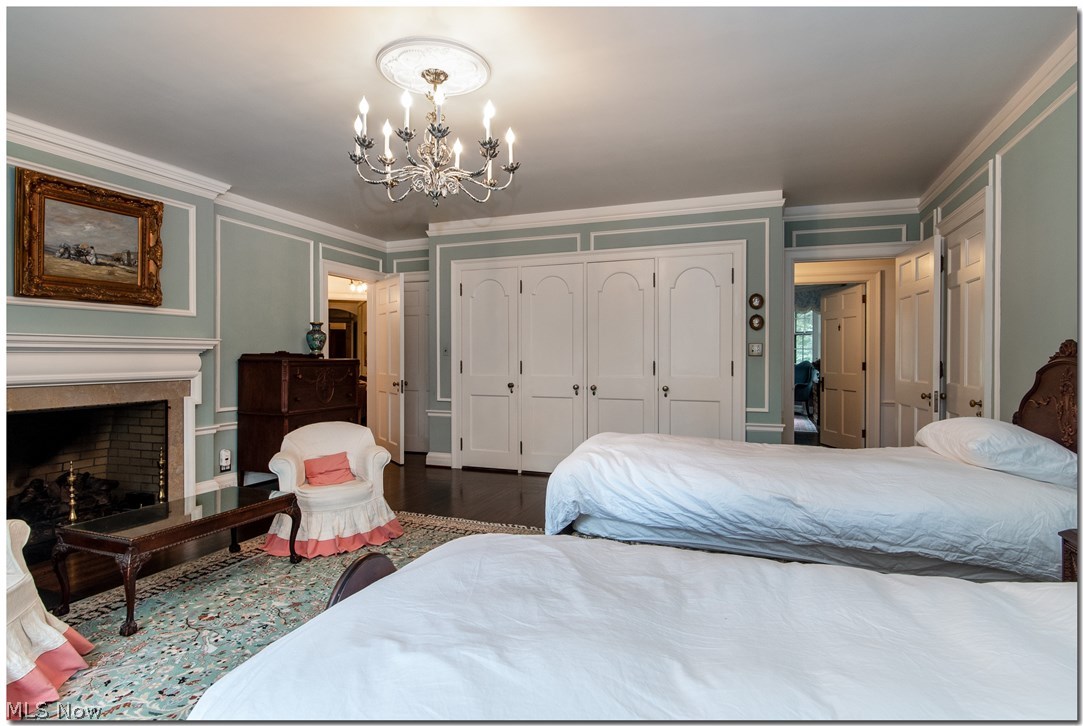 2467 Stratford Road Cleveland, OH 44118 - Photo 23 of 35 Gallery Image 23