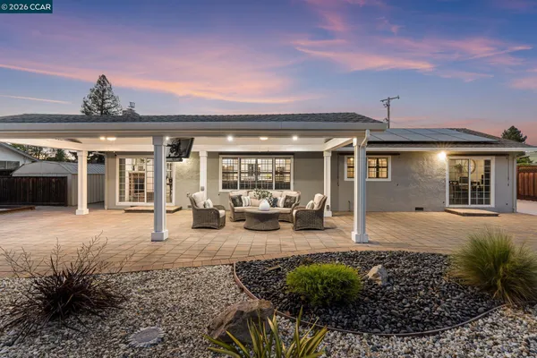 $950,000 | 3875 Logan Court, Concord, CA 94519