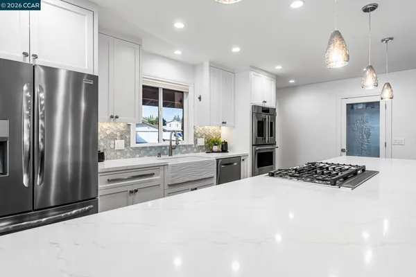 $950,000 | 3875 Logan Court, Concord, CA 94519