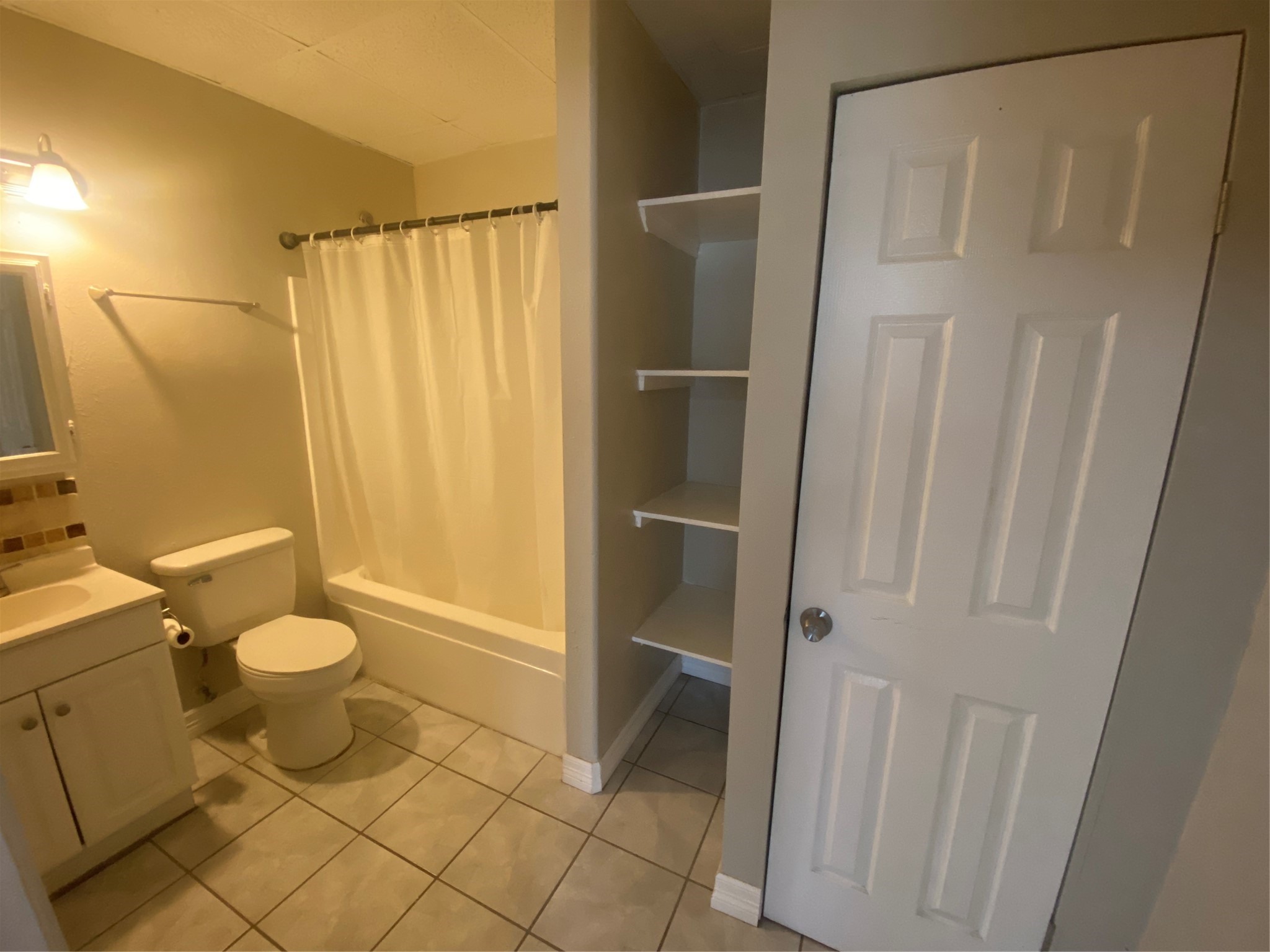 32910 Morrison Road, Unit B Brookshire, TX 77423 - Photo 16 of 24 Bathroom
