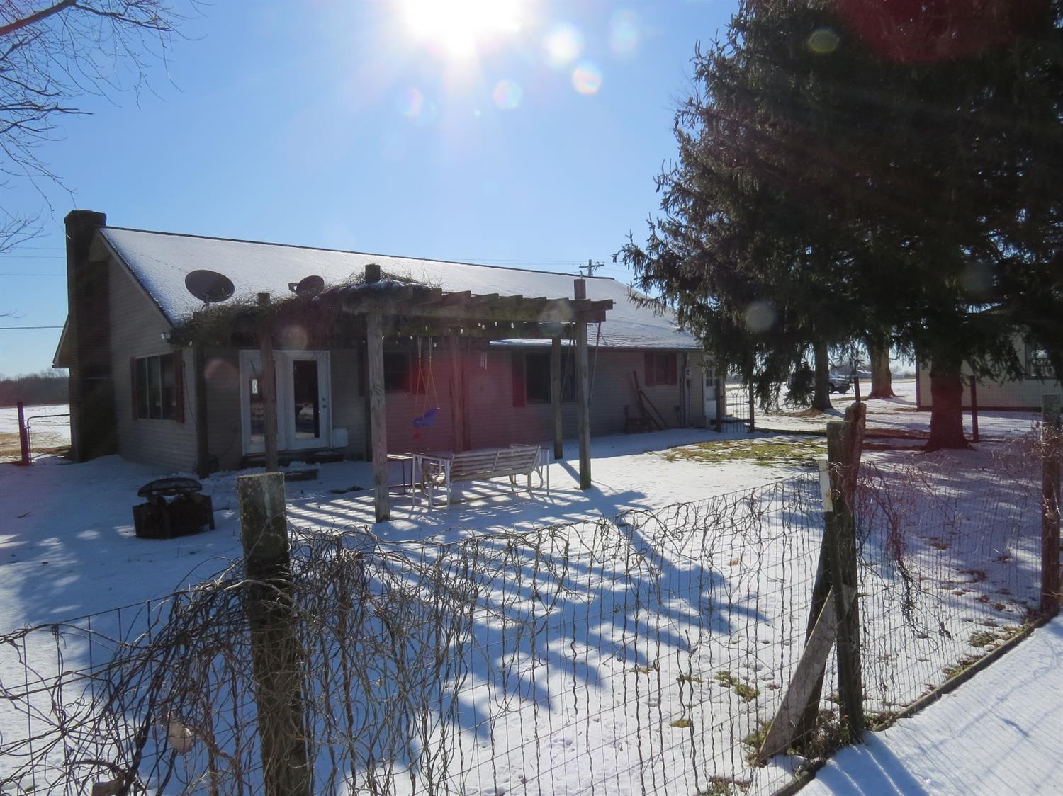 479 Caledonia Road Vevay, IN 47043 - Photo 5 of 29 Gallery Image 5