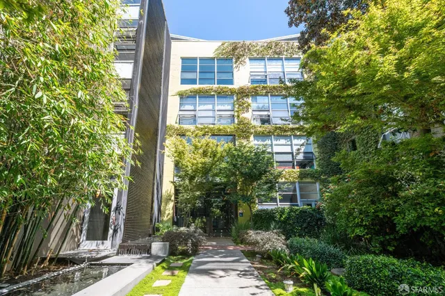 a view of a multi story building