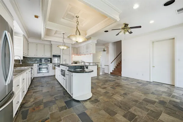 $3,650 | 4063 Breakwood Drive, Houston, TX 77025