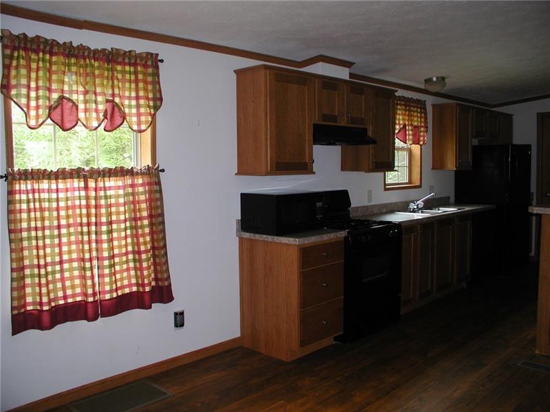 2522 Oneida Valley Road Petrolia, PA 16050 - Photo 10 of 22 Gallery Image 10