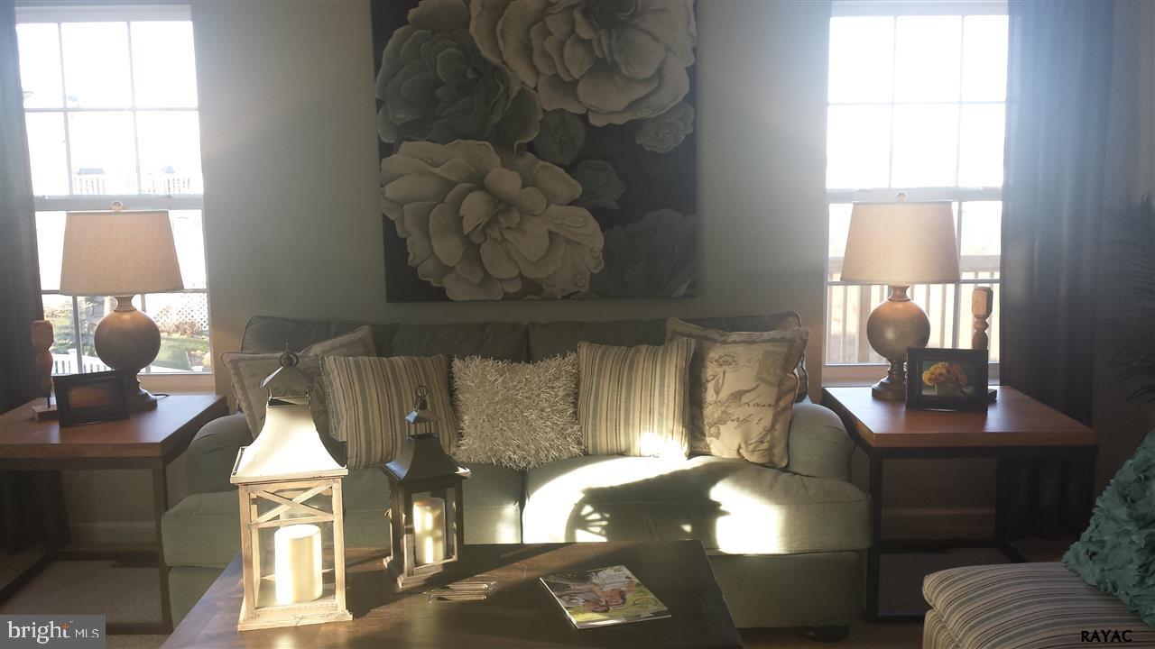 766 Countryside Road, Unit 253 Seven Valleys, PA 17360 - Photo 3 of 3 Gallery Image 3