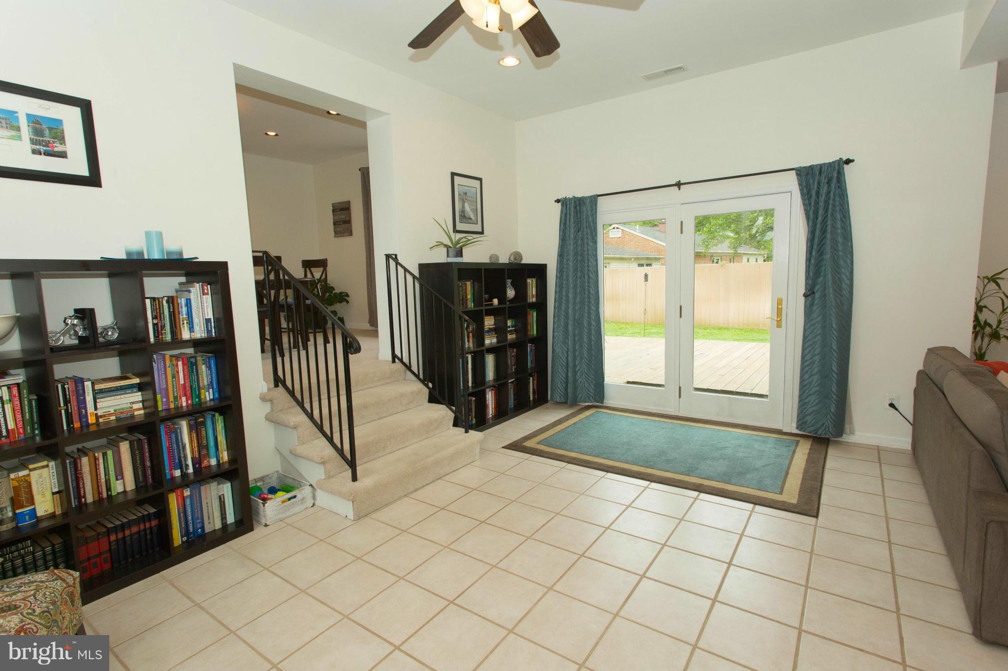 8826 Cooper Road Alexandria, VA 22309 - Photo 17 of 27 Family Room