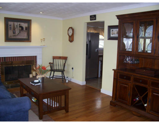 30 Millbrook Road Beverly, MA 01915 - Photo 4 of 14