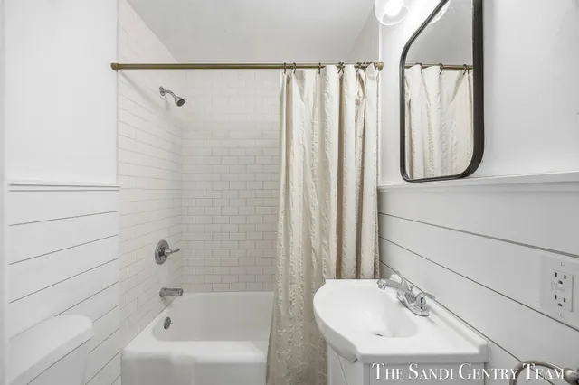 $309,900 | 803 South Griffin Street, Grand Haven, MI 49417