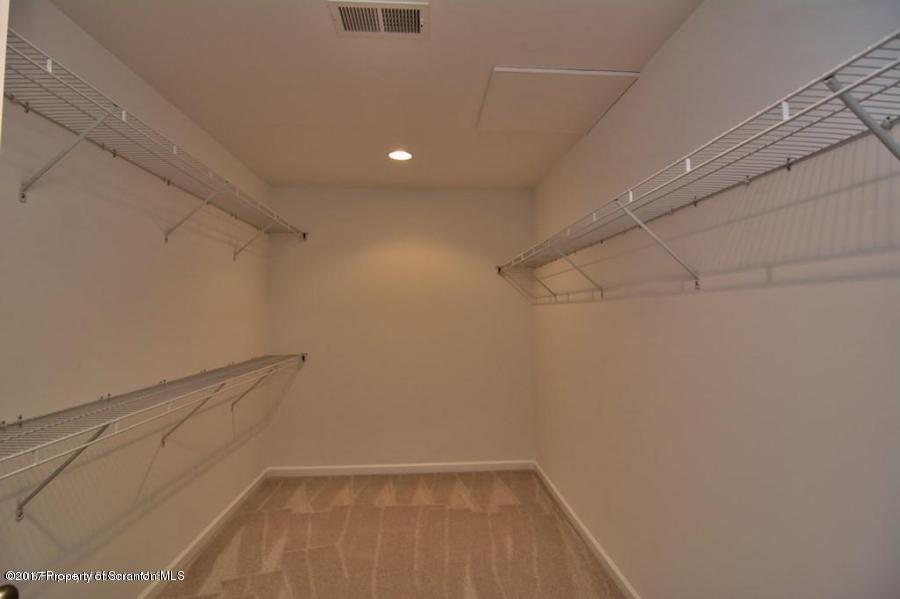 94 Wyndham Road Clarks Summit, PA 18411 - Photo 13 of 22 Gallery Image 13