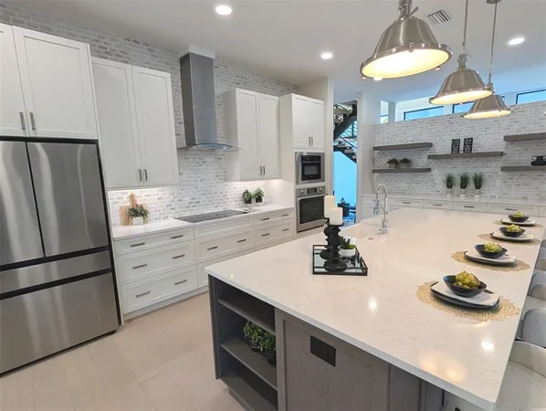 $2,549,000 | 2110 Michele Drive, Sarasota, FL 34231