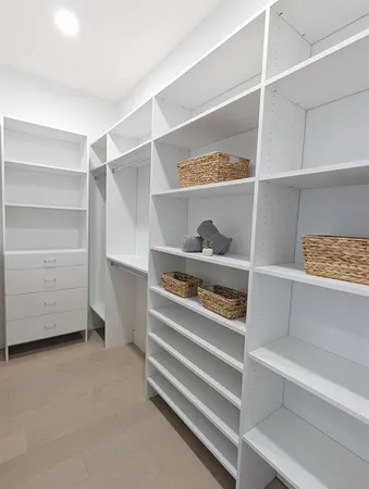 $2,549,000 | 2110 Michele Drive, Sarasota, FL 34231