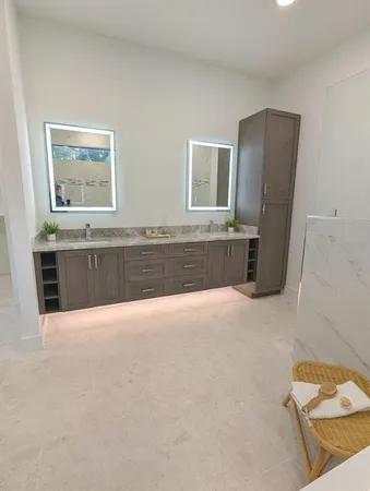 $2,549,000 | 2110 Michele Drive, Sarasota, FL 34231