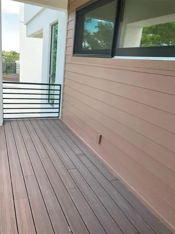 $2,690,000 | 2110 Michele Drive, Sarasota, FL 34231