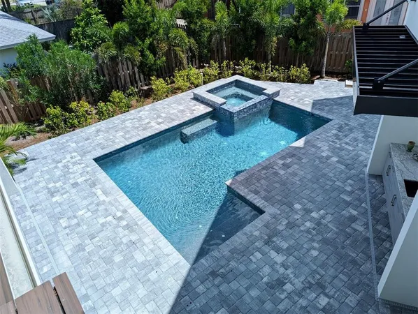 $2,549,000 | 2110 Michele Drive, Sarasota, FL 34231